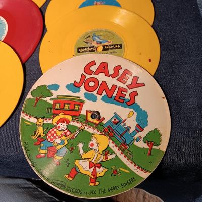 CHILDREN'S VINTAGE 45's RECORDS