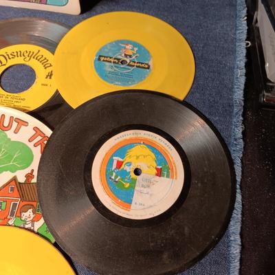 CHILDREN'S VINTAGE 45's RECORDS