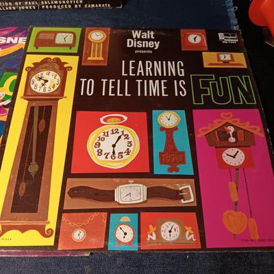 CHILDREN'S VINYL RECORD ALBUMS