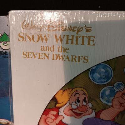 CHILDREN'S VINYL RECORD ALBUMS
