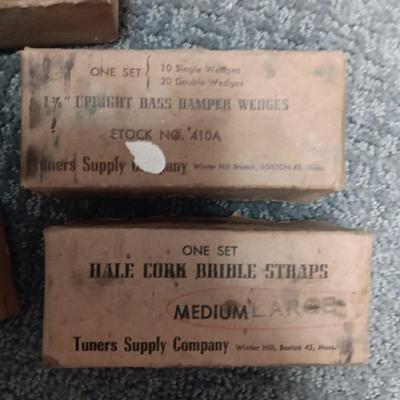 HORSE TACK, HALE CORK BRIDLE STRAPS & UPRIGHT BASS DAMPER WEDGES