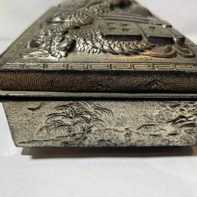 Vintage Asian Silver-toned Metal Dragon Hinged Trinket Box in VG Preowned Condition as Pictured.