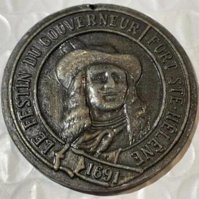 EARLY MONTREAL CANADA ENGRAVED GOVERNOR MEDAL/TOKEN as Pictured.