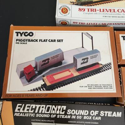 Ho Scale Train Lot Tyco Bachmann Cars Crossing Sound Box Car