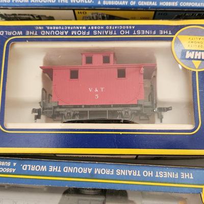 AHN HO Trains Lot Baltimore & Ohio Erie Lackawanna V.& T. C.N.W.