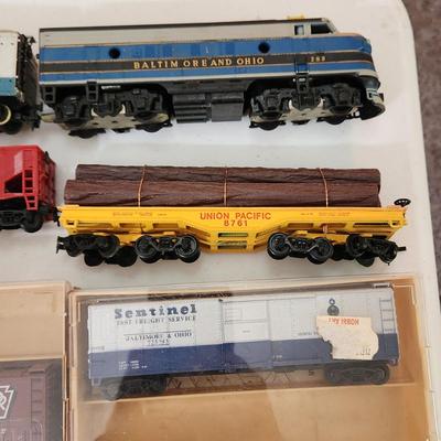 HO Train Lot Locomotives Cars Coors Baltimore & Ohio Santa Fe