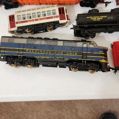 HO Train Lot Locomotives Cars Coors Baltimore & Ohio Santa Fe