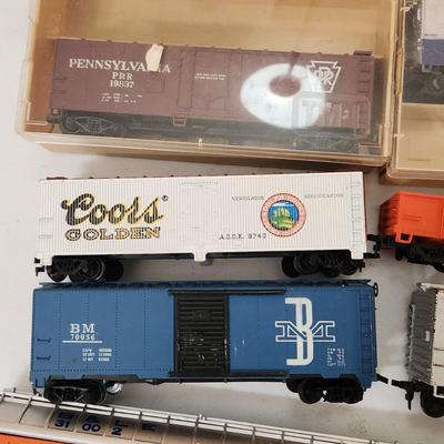 HO Train Lot Locomotives Cars Coors Baltimore & Ohio Santa Fe