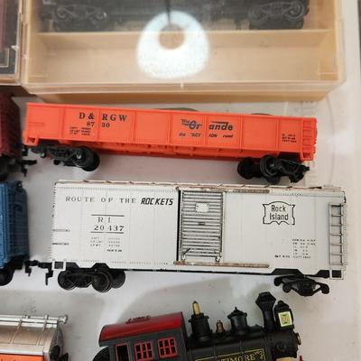 HO Train Lot Locomotives Cars Coors Baltimore & Ohio Santa Fe