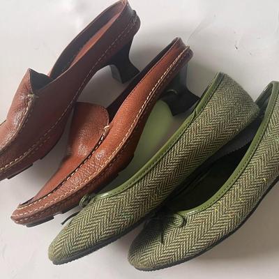 Brand New Stylish Loafers and Ballet Flats, Size 6