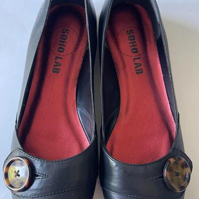 Brand New Soho Lab Black Leather Flats (Size 7)