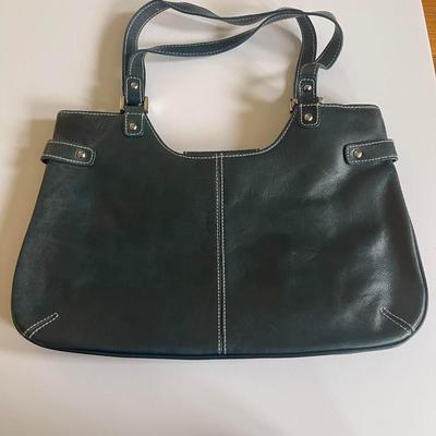 Apt G black leather shoulder bag