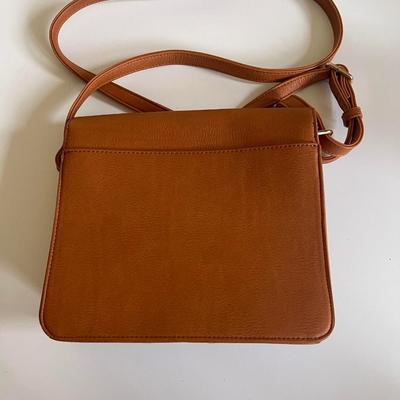 Beyond the Bag Co Beige Leather Cross Body Bag - Like New condition