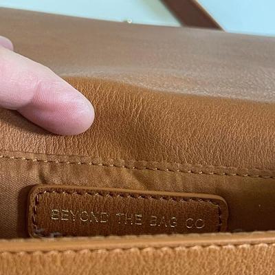 Beyond the Bag Co Beige Leather Cross Body Bag - Like New condition