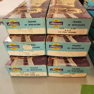 Lot of 12 Athearn HO Gauge Trains Cars B&O Baltimore Ohio Santa Fe Pennsylvania Norfolk & Western