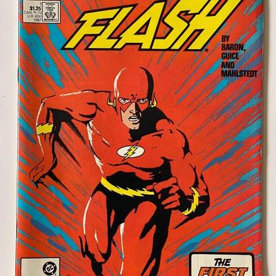 Comic Books: The Flash Vol 2 Annuals #1, #2, and #6 by DC Comics