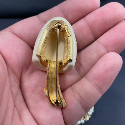 -67- JEWELRY | Trifari Necklace & Trifari Mushroom Pin