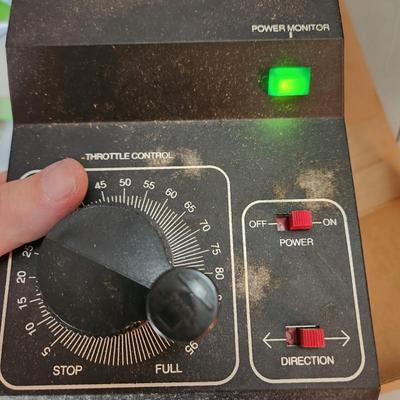 2 MRC TECH II LOCO-MOTION MODEL TRAIN TRANSFORMER POWER SUPPLY