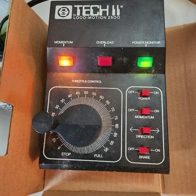2 MRC TECH II LOCO-MOTION MODEL TRAIN TRANSFORMER POWER SUPPLY