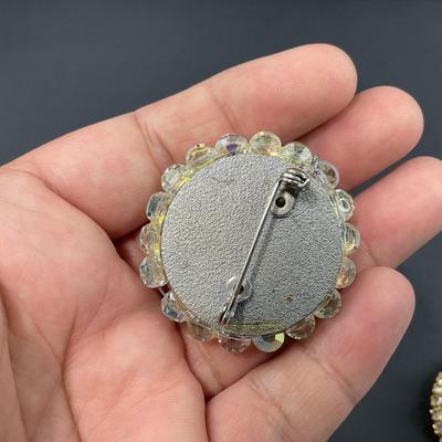 -70- JEWELRY | Aurora Clip Earrings, Brooches, & Necklaces