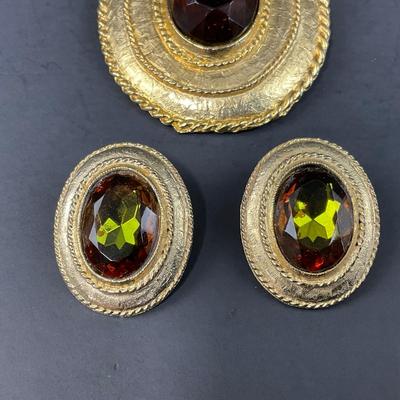 -76- JEWELRY | Topaz Gold Colored Brooch & Clip Earrings