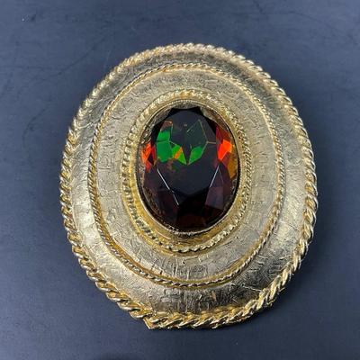 -76- JEWELRY | Topaz Gold Colored Brooch & Clip Earrings