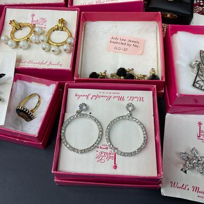 -80- JEWELRY | Assorted Judy Lee Travel Case & Jewelry