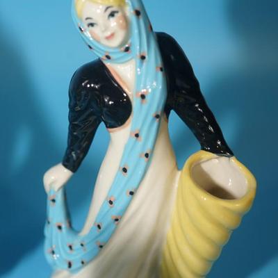 CERAMIC ARTS STUDIO 1942-1956 TRIAD WOMEN VASES TRAID CANDLEHOLDER WOMEN GROUPING