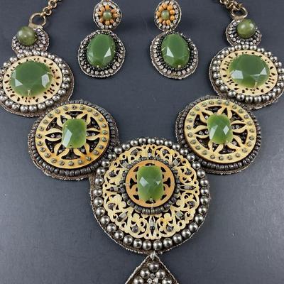 -89- COSTUME JEWELRY | Statement Necklaces & Earrings