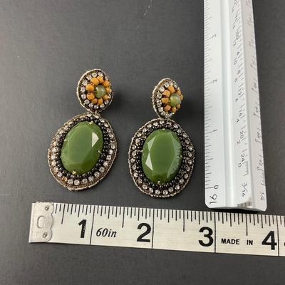 -89- COSTUME JEWELRY | Statement Necklaces & Earrings