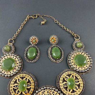 -89- COSTUME JEWELRY | Statement Necklaces & Earrings