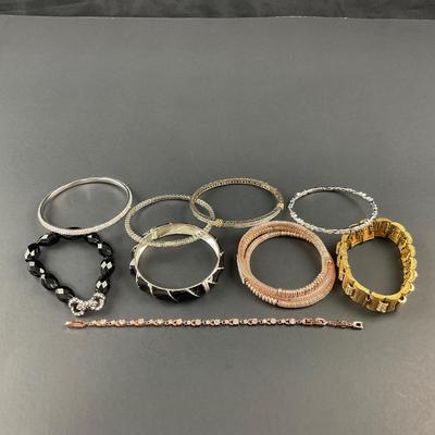 -90- COSTUME JEWELRY | Assorted Mixed Necklaces & Bracelets