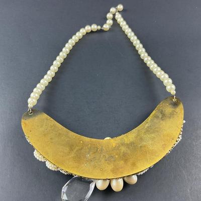 -93- COSTUME JEWELRY | Elegant Statement Necklaces