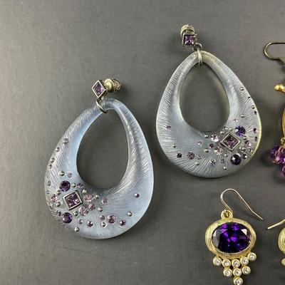-94- COSTUME JEWELRY | Miscellaneous Assortment Of Earrings