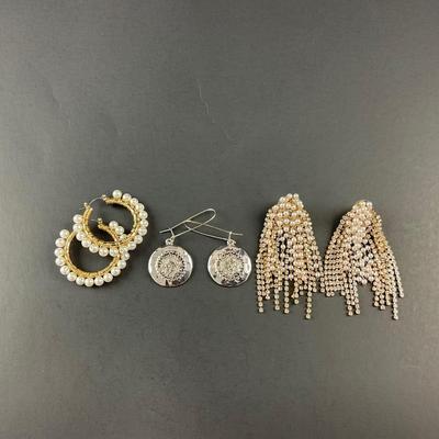 -95- COSTUME JEWELRY | Miscellaneous Assortment Of Earrings