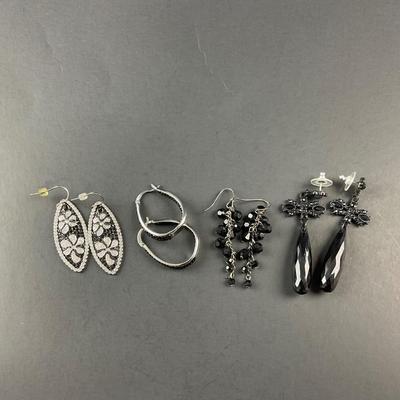 -96- COSTUME JEWELRY | Miscellaneous Assortment Of Earrings