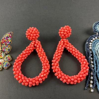 -97- COSTUME JEWELRY | Miscellaneous Assortment Of Earrings