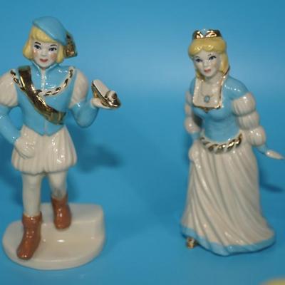 CERAMIC ARTS STUDIO 1942-1956 GROUPING OF FAIRY TALE CHARACTERS CINDERELLA, ALICE IN WONDERLAND, MISS MUFFET, TOM THUMB