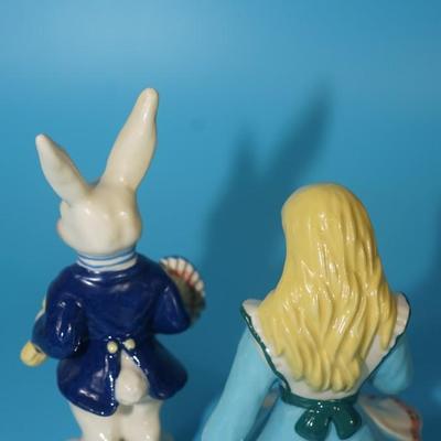 CERAMIC ARTS STUDIO 1942-1956 GROUPING OF FAIRY TALE CHARACTERS CINDERELLA, ALICE IN WONDERLAND, MISS MUFFET, TOM THUMB