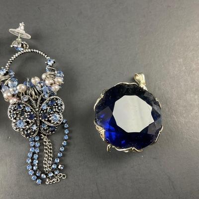 -98- COSTUME JEWELRY | Miscellaneous Assorted Earrings & Pendant