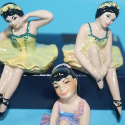 CERAMIC ARTS STUDIO 1942-1956 GROUPING OF THREE BALLERINAS "ON POSE", "EN REPOS", "VIOLET"