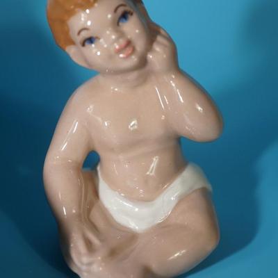 CERAMIC ARTS STUDIO 1942-1956 BABIES "WILLY," "WALLY", "WINNEY", & "WOODY" /ALSO ONE UNPAINTED.