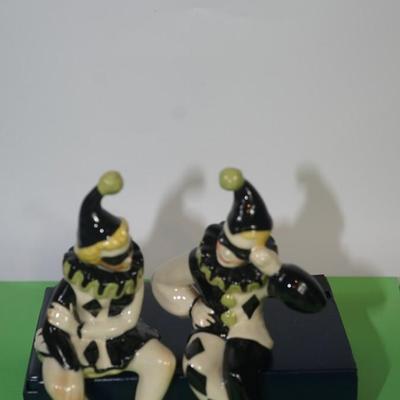 CERAMIC ARTS STUDIO - MADISON, WI 1942-1956 "PIEROTTE & PIERROT" SHELF SITTERS