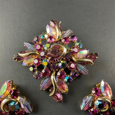 -103- DEMI KRAMER | Peacock Molded Glass Gold, Purple, Red, Rhinestone Brooch & Earrings | Marked