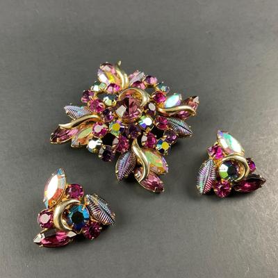 -103- DEMI KRAMER | Peacock Molded Glass Gold, Purple, Red, Rhinestone Brooch & Earrings | Marked