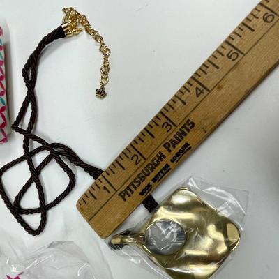 New Premier Necklace Long Lace Gold Tone Pendant