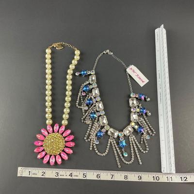 -107- BETSY JOHNSON | Colorful Necklaces | Marked