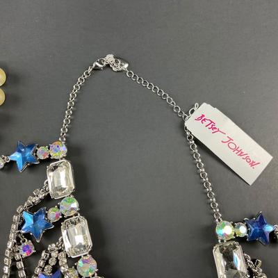 -107- BETSY JOHNSON | Colorful Necklaces | Marked