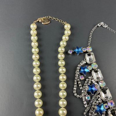 -107- BETSY JOHNSON | Colorful Necklaces | Marked