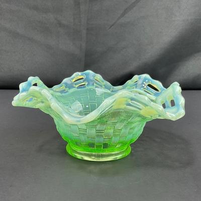 -118- URANIUM | Fenton Green Opalescent Basketweave Bowl